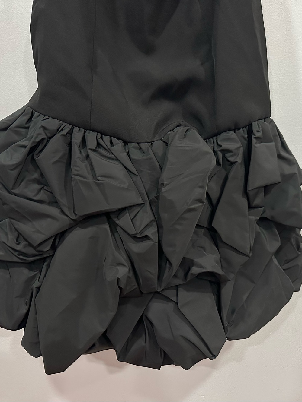 Mac Duggal 21061 Black Strapless Crepe Midi Dress With Bubble Hem sz 8 - Picture 3 of 7